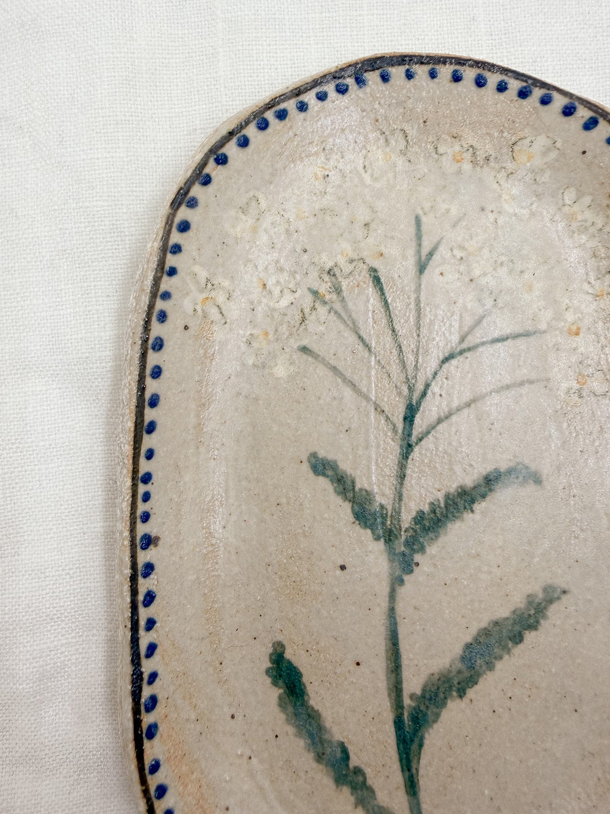 6” Oval Yarrow Dish