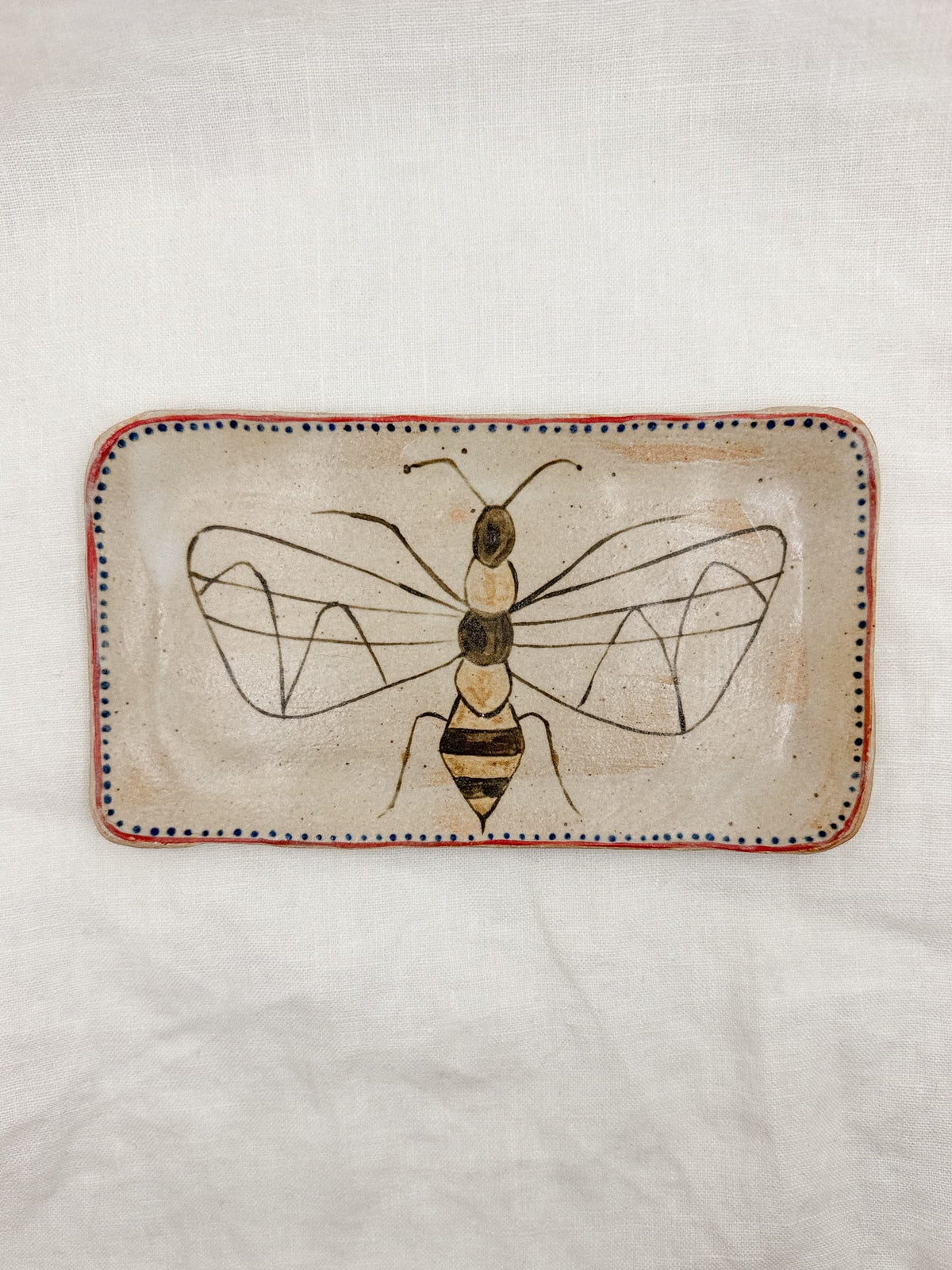 7” Bee Catchall