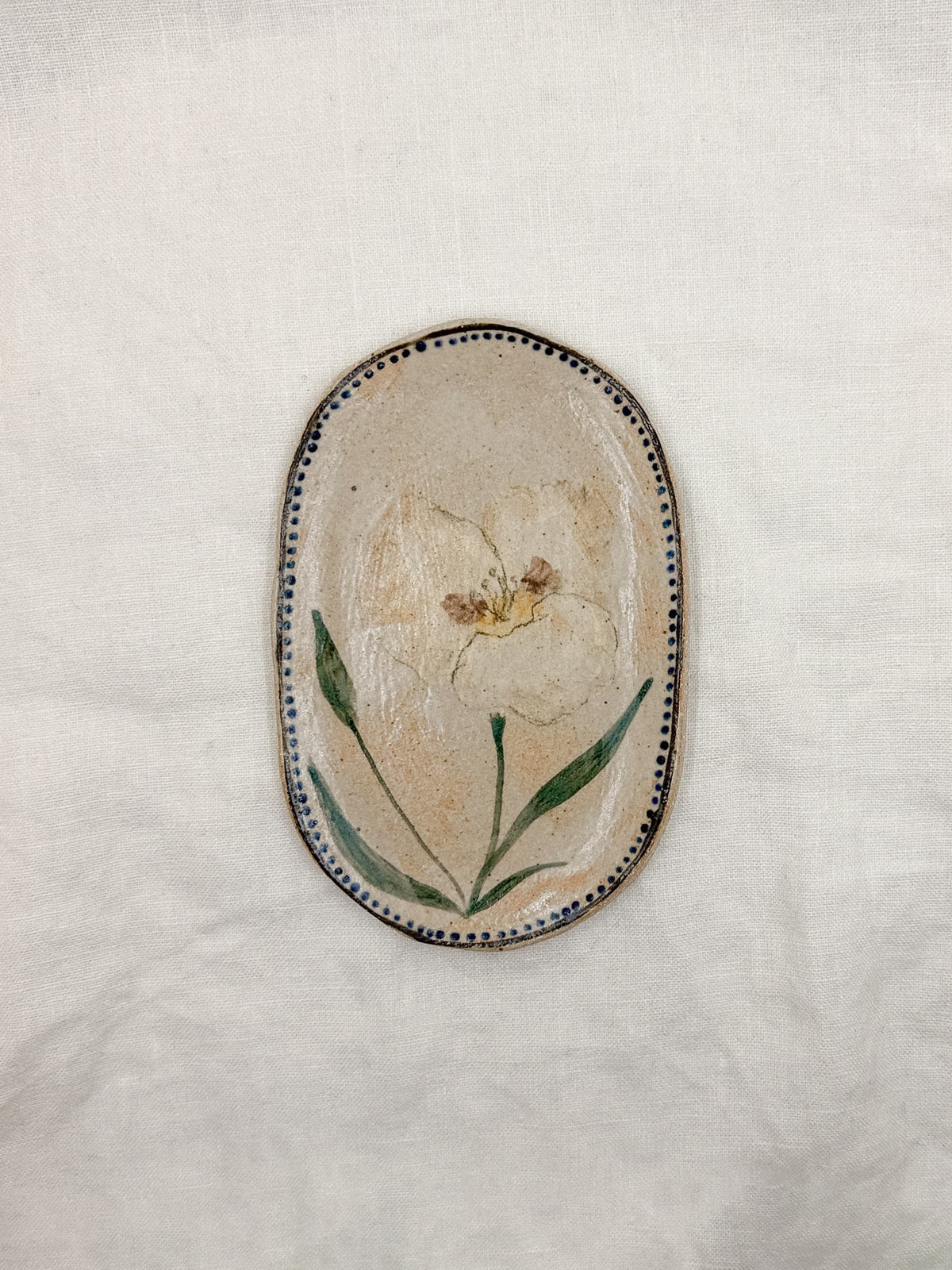 6” Oval Mariposa Lily Dish